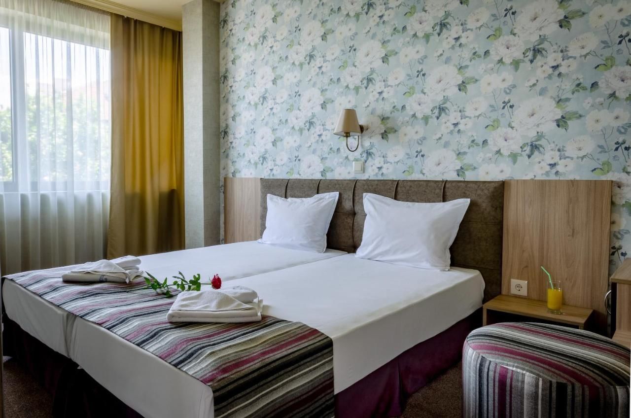 Отель Alliance Hotel Пловдив