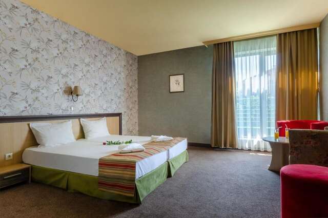 Отель Alliance Hotel Пловдив-5